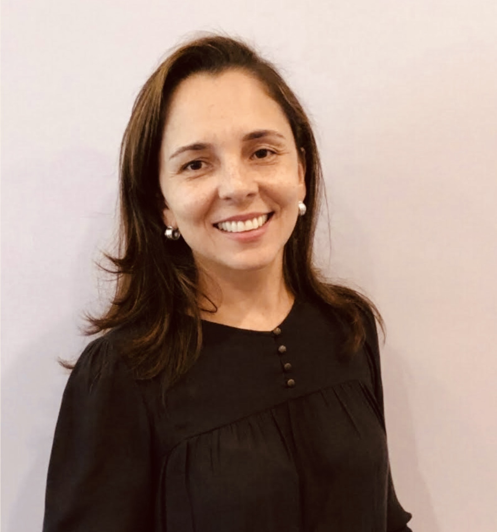 About Us - Dr. Adriana